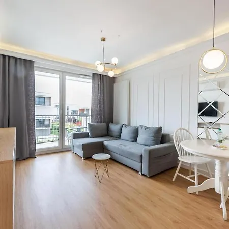 Golden Prestige With Parking In Bemowo * Warszawa